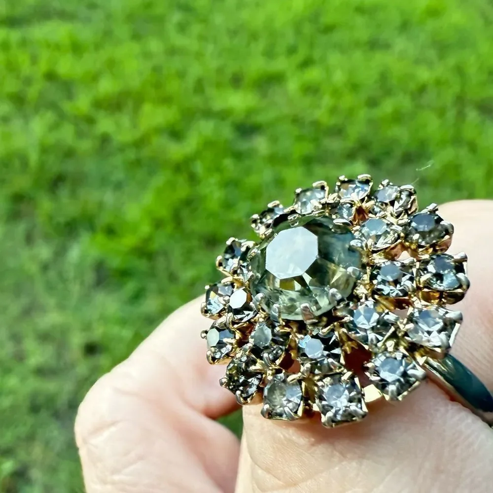 VINTAGE ADJUSTABLE SILVER RING WITH LARGE ROUND CRYSTAL CLUSTER – STATEMENT JEW